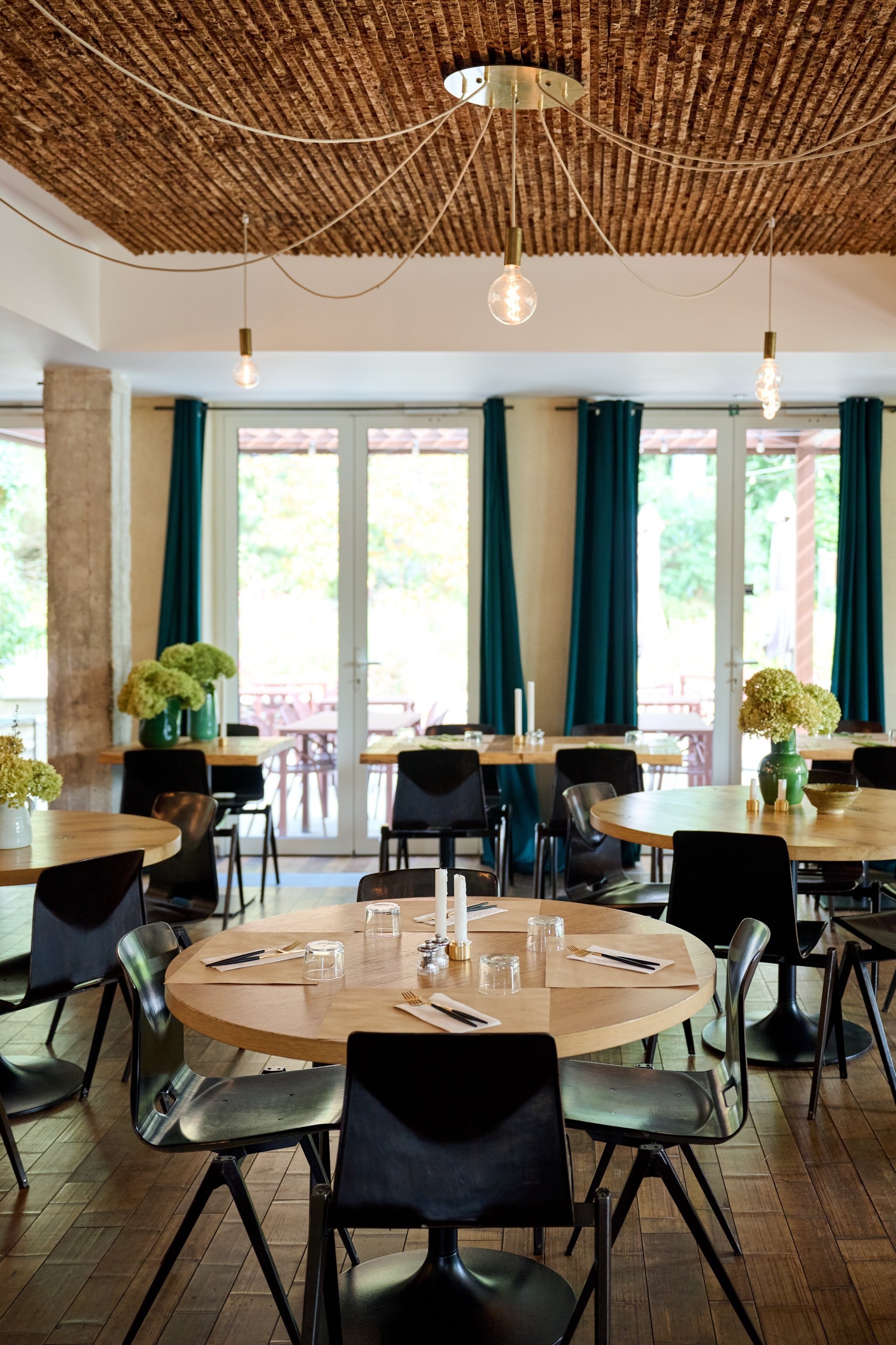 Salle du Forest Café